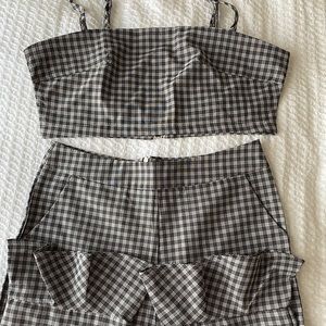 never worn, 2 piece set, cropped & flared pants